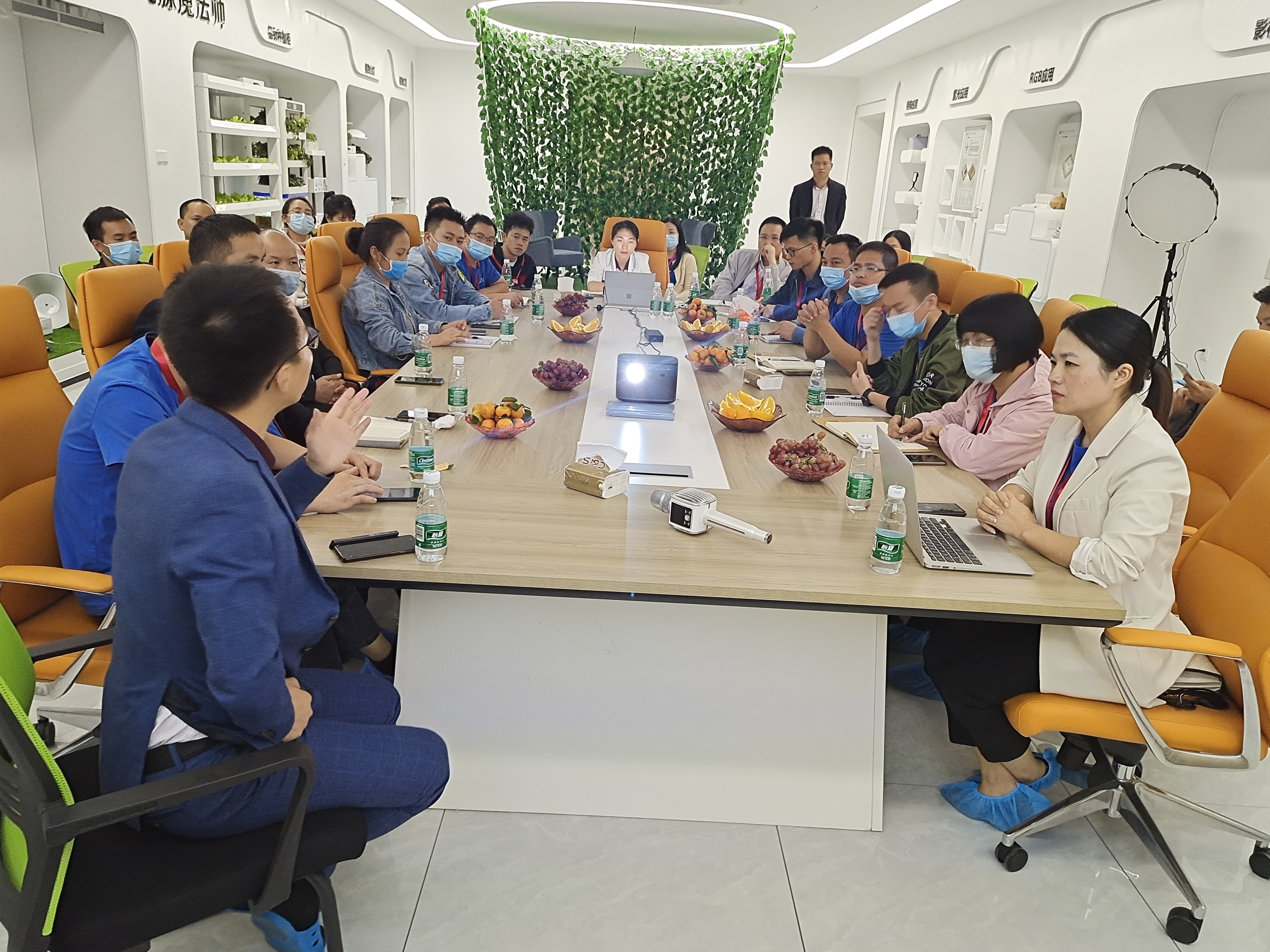 參觀 正.jpg